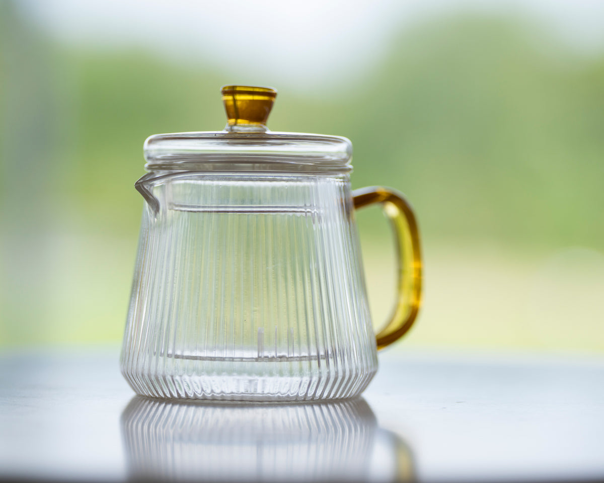 Grace Farms Tea Pot &amp; Glasses