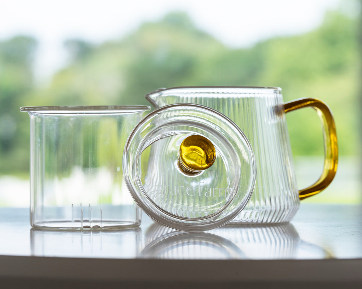 Grace Farms Tea Pot &amp; Glasses